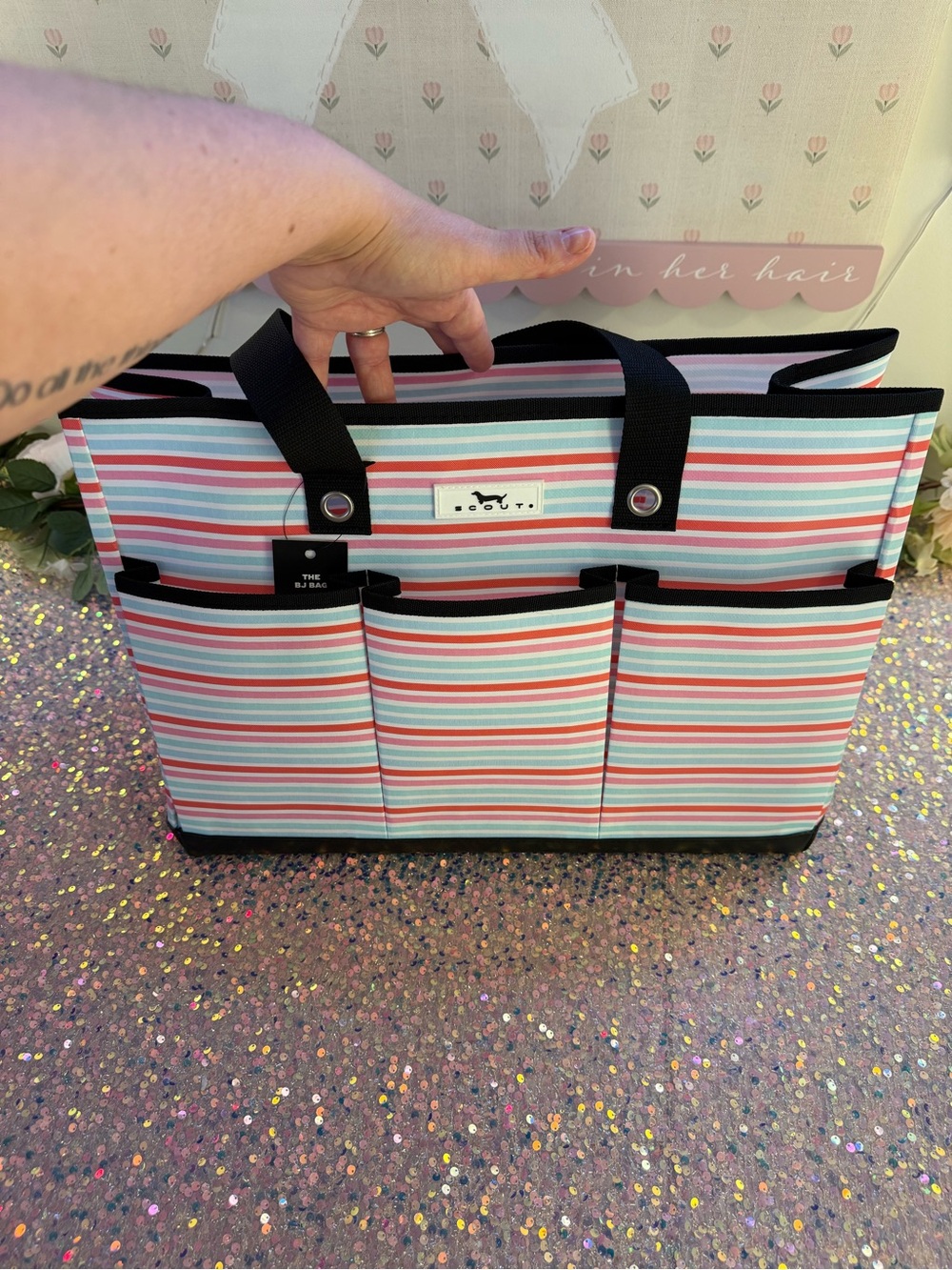 NWT Scout Large Tote Bag in “Popsicle Road" Pattern 🩷🤍🩵 - Picture 6 of 10